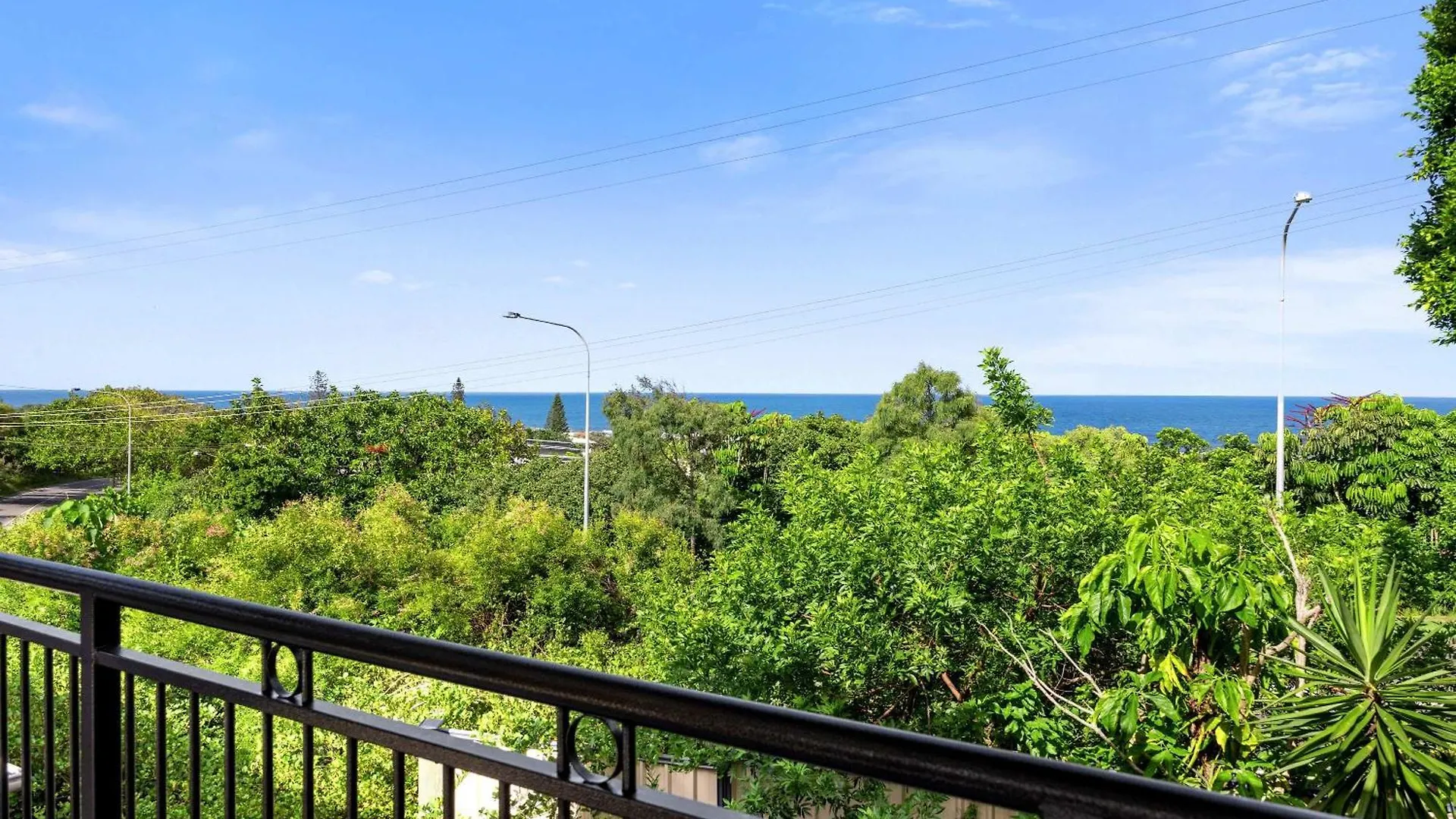 5Br Coastal Escape Walk To Peregian Beach 0*,